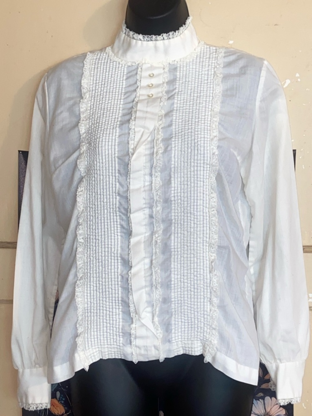 VTG RUFFLE PRAIRIE BLOUSE Pleated Lace High Neck White